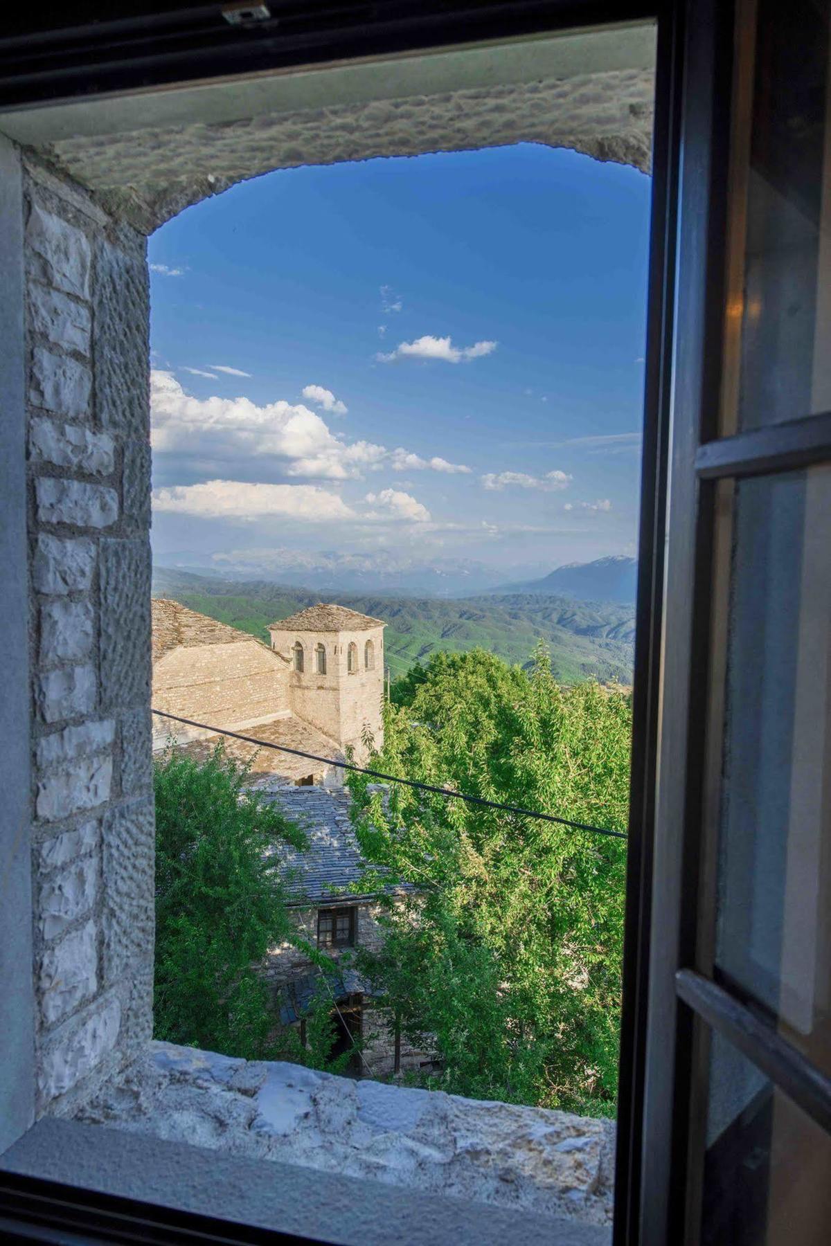 Balkoni Zagoriou Hotel Vradeto Luaran gambar