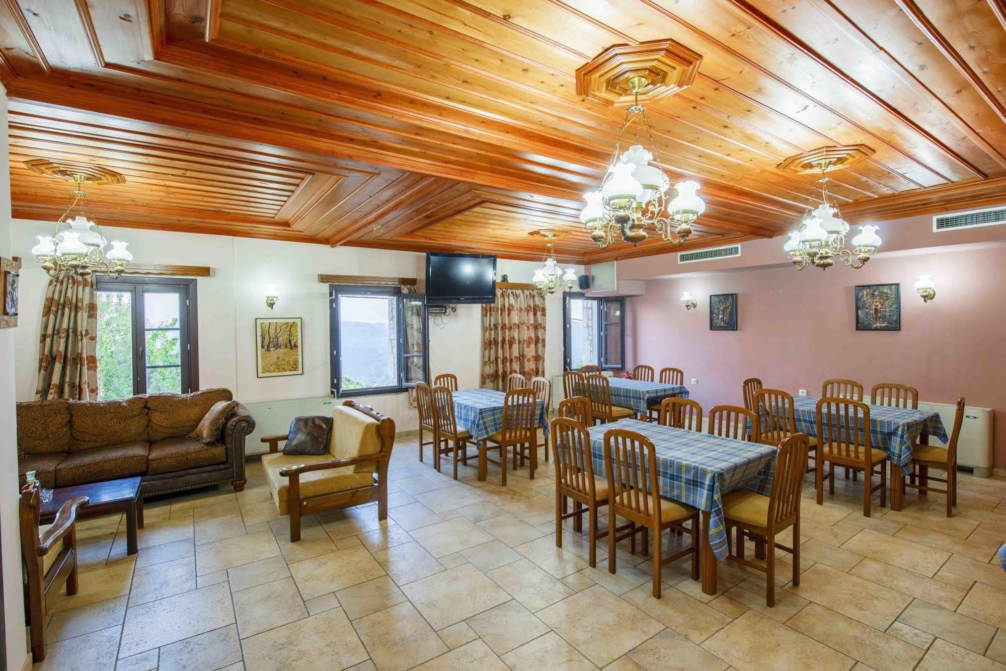 Balkoni Zagoriou Hotel Vradeto Luaran gambar